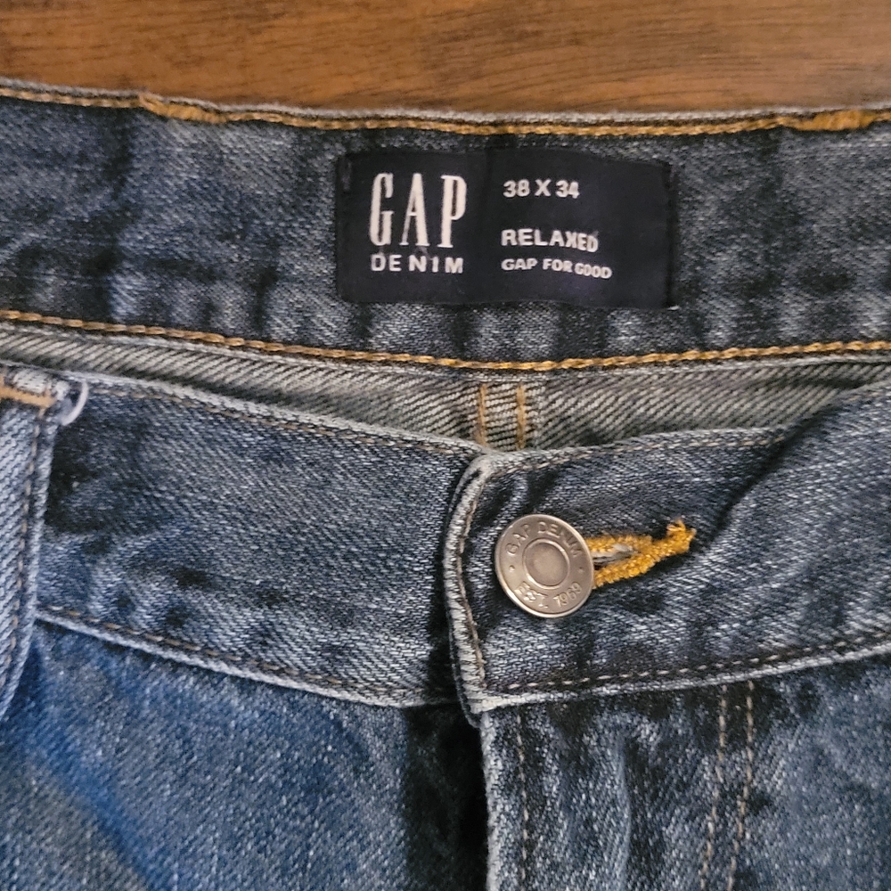 Mens Gap Jeans Medium Wash Relaxed 38x34